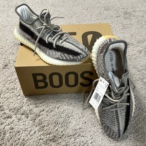 Never Worn Yeezy Boost 350!